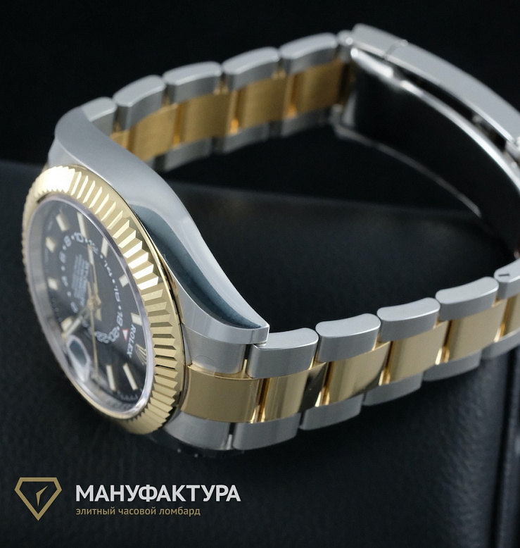 Sky-Dweller 42mm Steel and Yellow