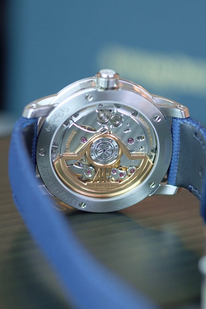 CODE 11.59 BY AUDEMARS PIGUET SELFWINDING Blue Dial Steel