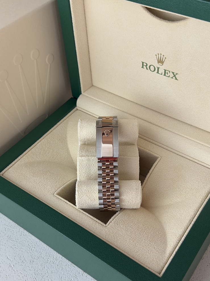 Datejust 36 Steel and Rose Fluted Motif Diamond Dial Diamond Bezel Jubilee Bracelet