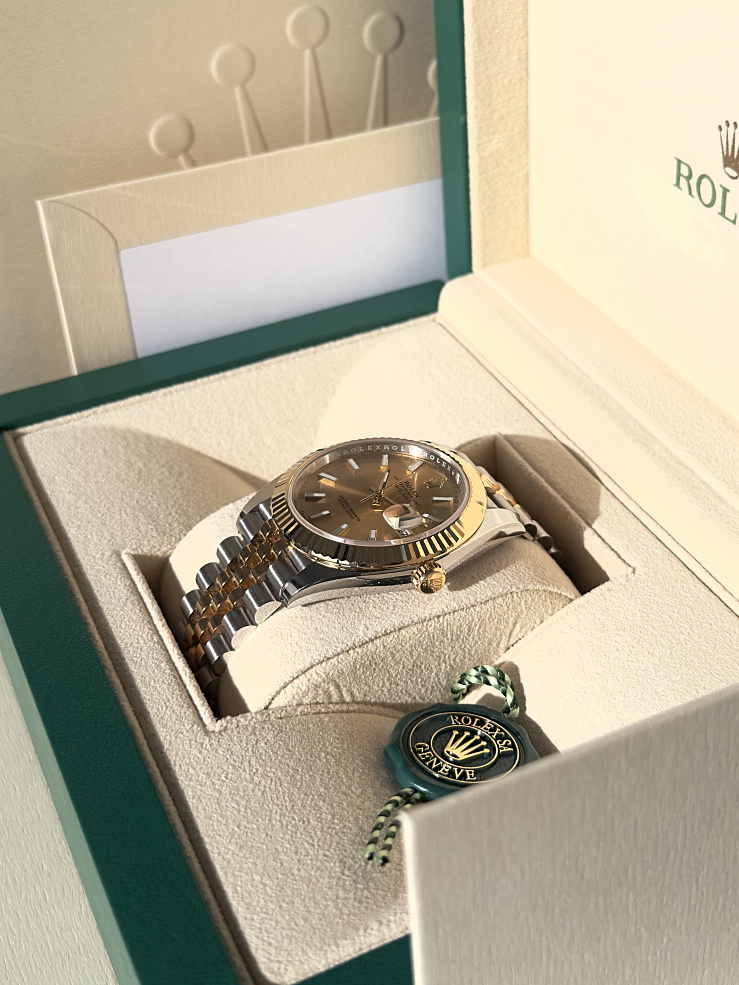 Datejust 41mm Steel & Yellow Gold Champagne dial Jubilee