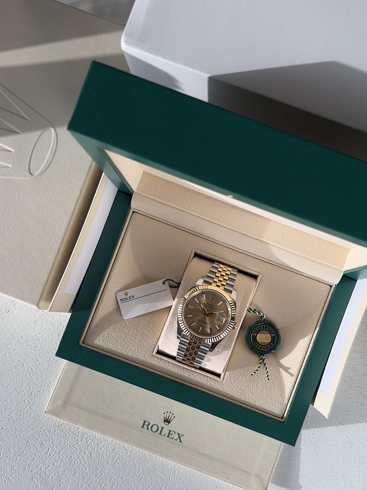 Datejust 41mm Steel & Yellow Gold Champagne dial Jubilee