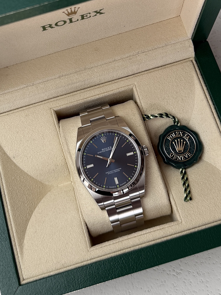 Oyster Perpetual 39 mm Blue Dial