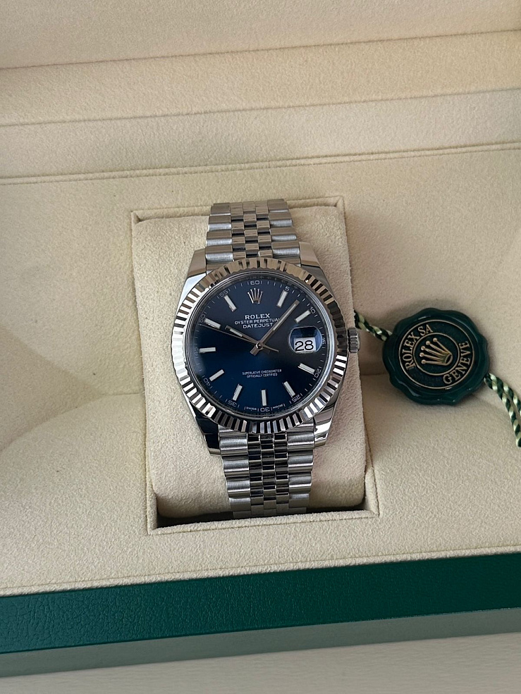 Datejust 41mm Steel & White gold Blue Dial Jubilee bracelet