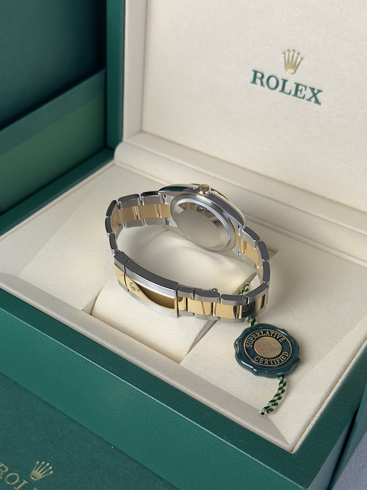 Datejust 36mm white mother-of-pearl diamond-set dial Oyster bracelet