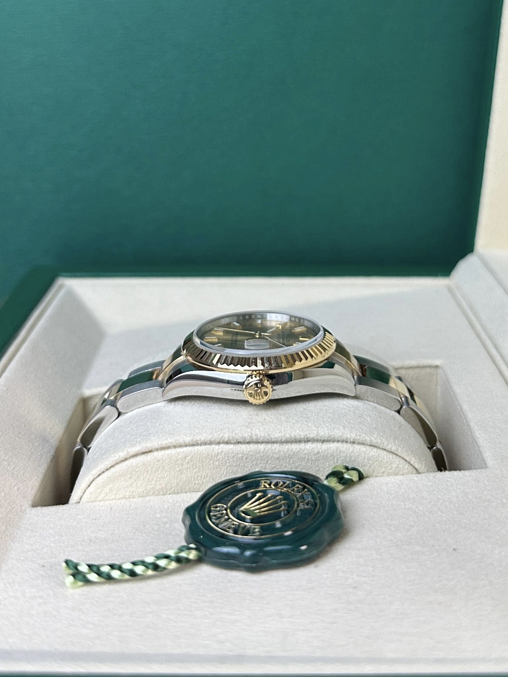 Datejust 31mm Steel & Yellow Gold Champagne Dial Oyster Bracelet