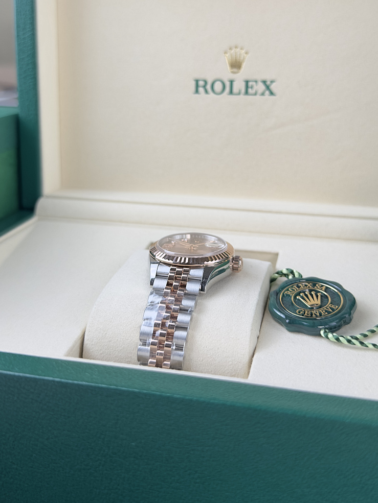 Lady-Datejust 28 Steel & Rose Gold Sundust Dial 17 Diamonds Jubilee bracelet