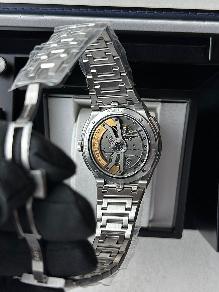 Czapek & Cie: Antarctique Rattrapante Ice Blue New