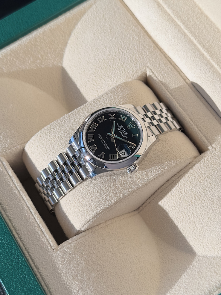 Datejust 31mm Steel Black Roman Dial Jubilee Bracelet
