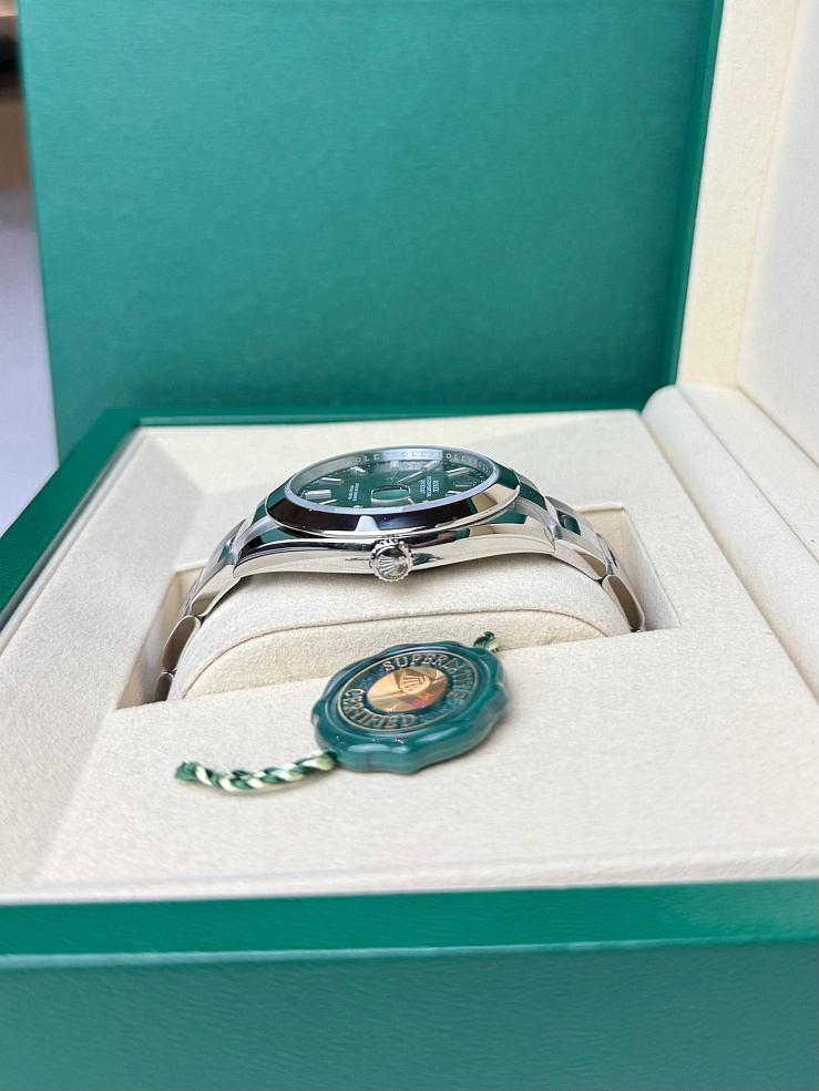 Datejust 41mm Green Ombre Dial Oyster Bracelet