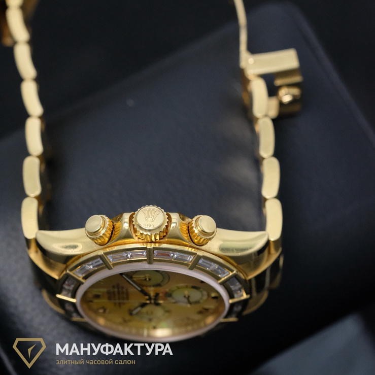 Daytona MOP Yellow Gold Baguette Diamond