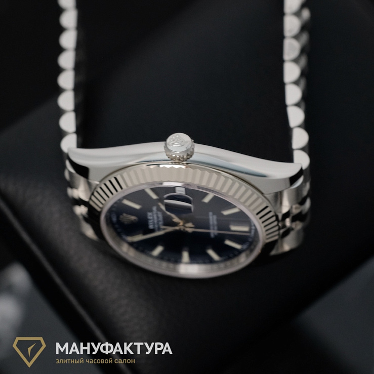 Oyster Perpetual Datejust 41mm Blue Dial