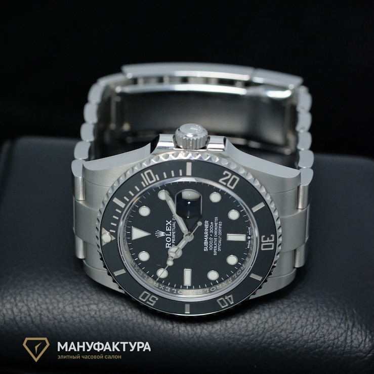 Oyster Perpetual Submariner Date
