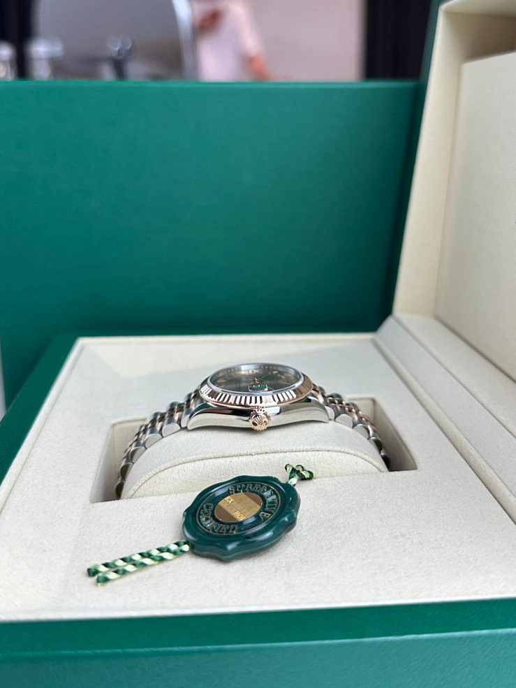 Datejust 31mm Steel and Everose Gold Sundust Roman Dial Jubilee Bracelet