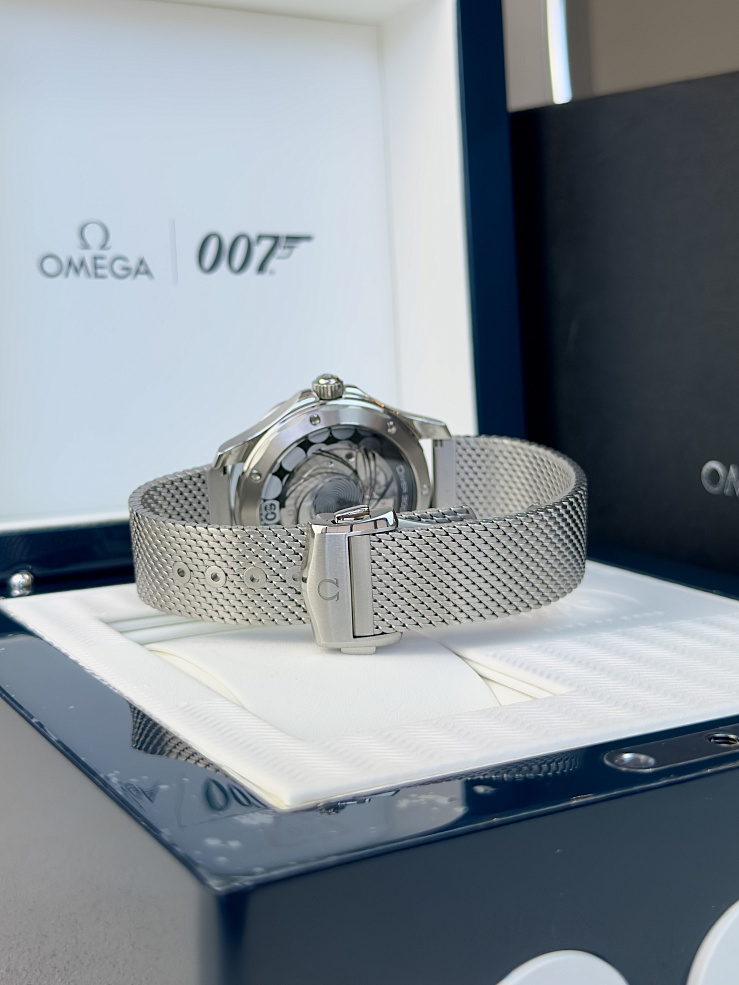 Seamaster Diver 300 m 42 mm James Bond 60th anniversary