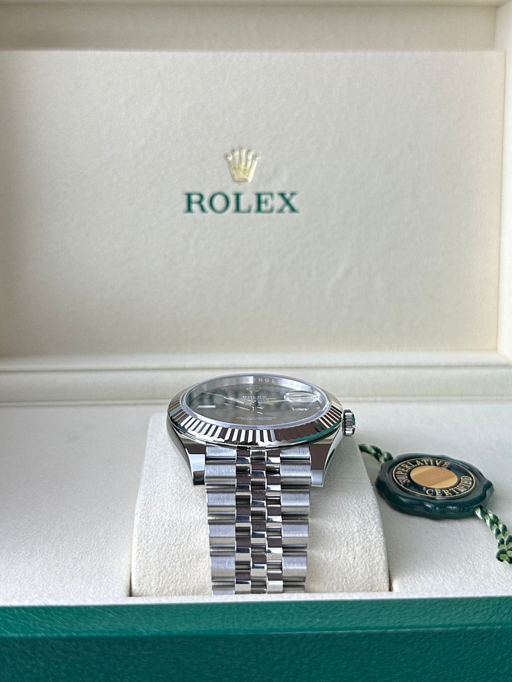 Datejust 41mm Steel & White gold Wimbledon dial Jubilee bracelet