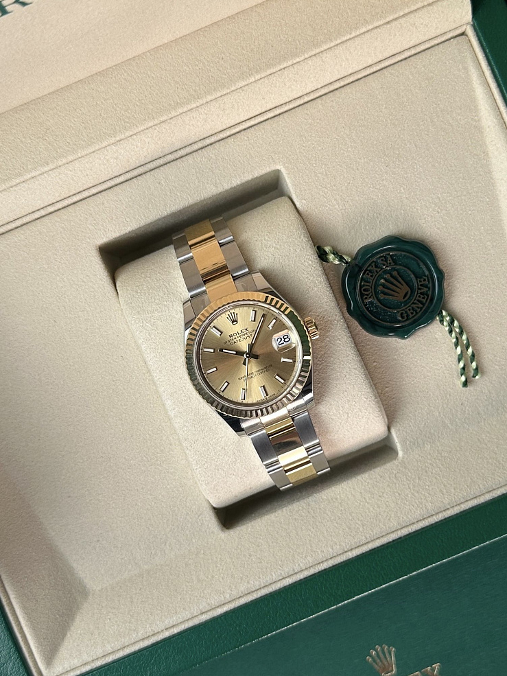 Datejust 31mm Steel & Yellow Gold Champagne Dial Oyster Bracelet