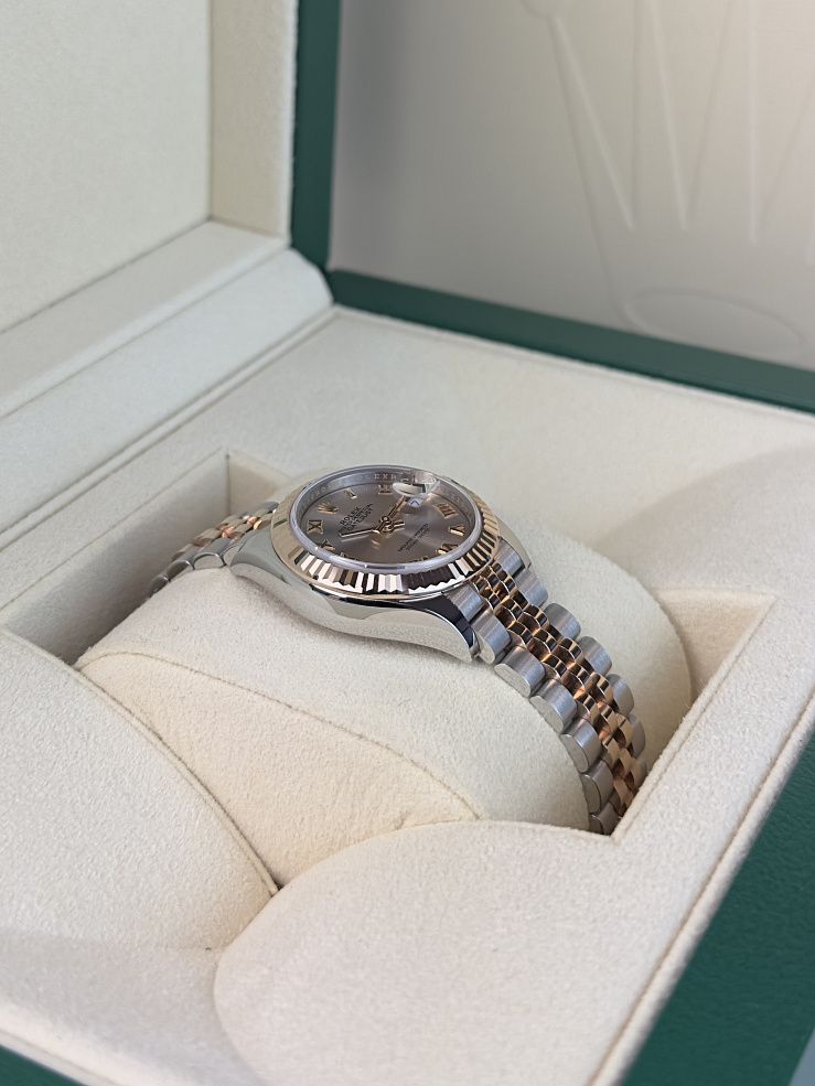 Lady-Datejust 28mm Steel & Rose Gold Sundust Roman Dial Jubilee Bracelet