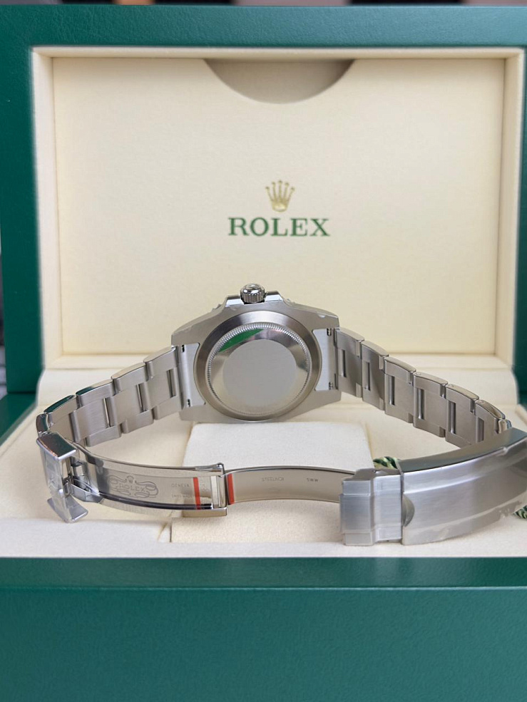 Submariner Date 40 mm Green Hulk