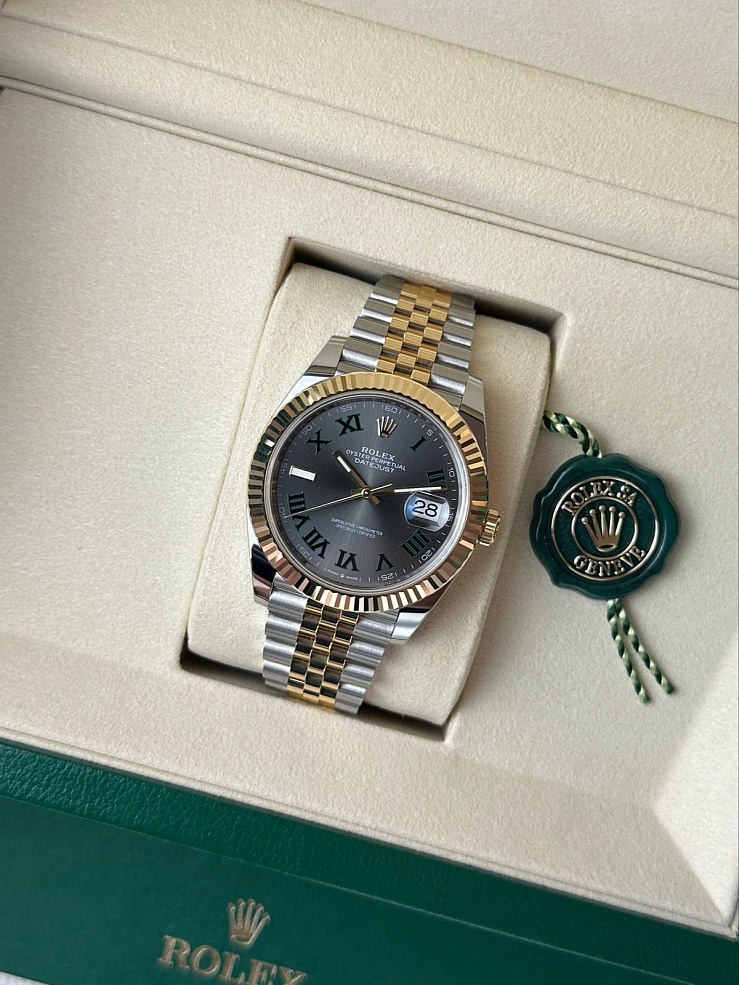 Datejust 41mm Steel & Yellow Gold Wimbledon Dial Jubilee Bracelet