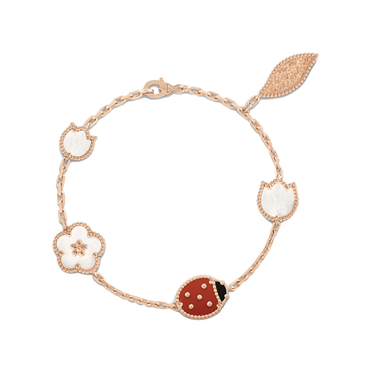 Van Cleef & Arpels in stock in Dubai, UAE in luxury boutique "WATCH LAB"
