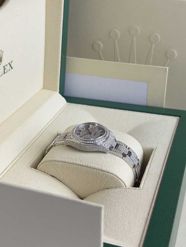 Lady-Datejust 28mm Custom Full Pave Iced Out Diamonds