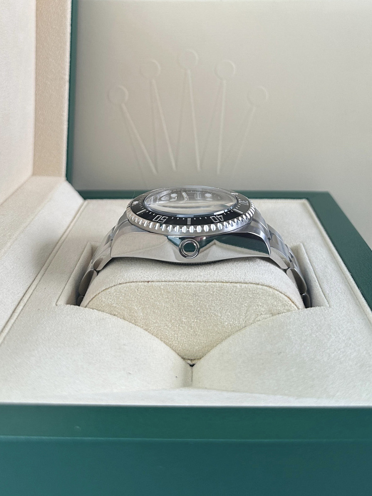 Sea-Dweller 44mm Steel