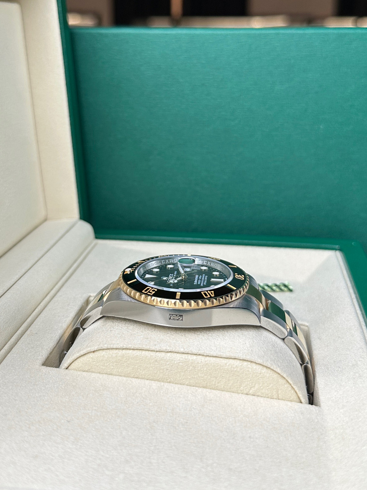 Submariner 41mm Steel & Gold Black