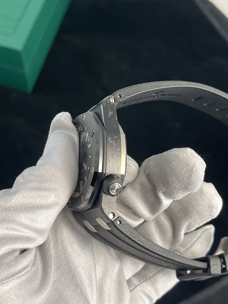 Royal Oak Offshore  Diver