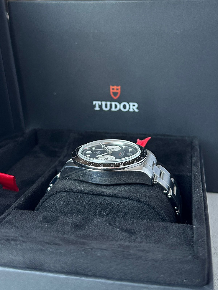 Black Bay Chrono Black