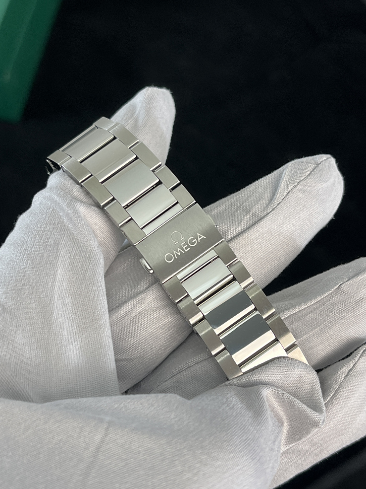 Seamaster Aqua Terra 150 m Omega Co-axial Chronometer 41 mm 