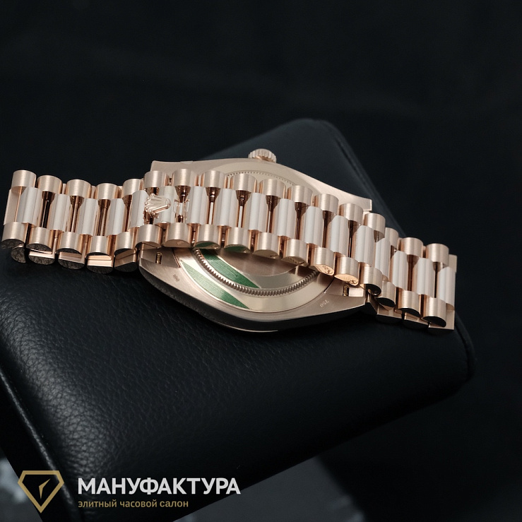 Day-Date 40 mm Rose Gold Olive Dial