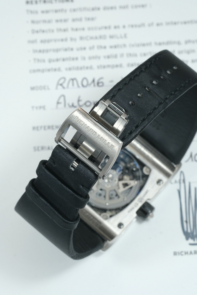 RM016 White Gold Piece Unique