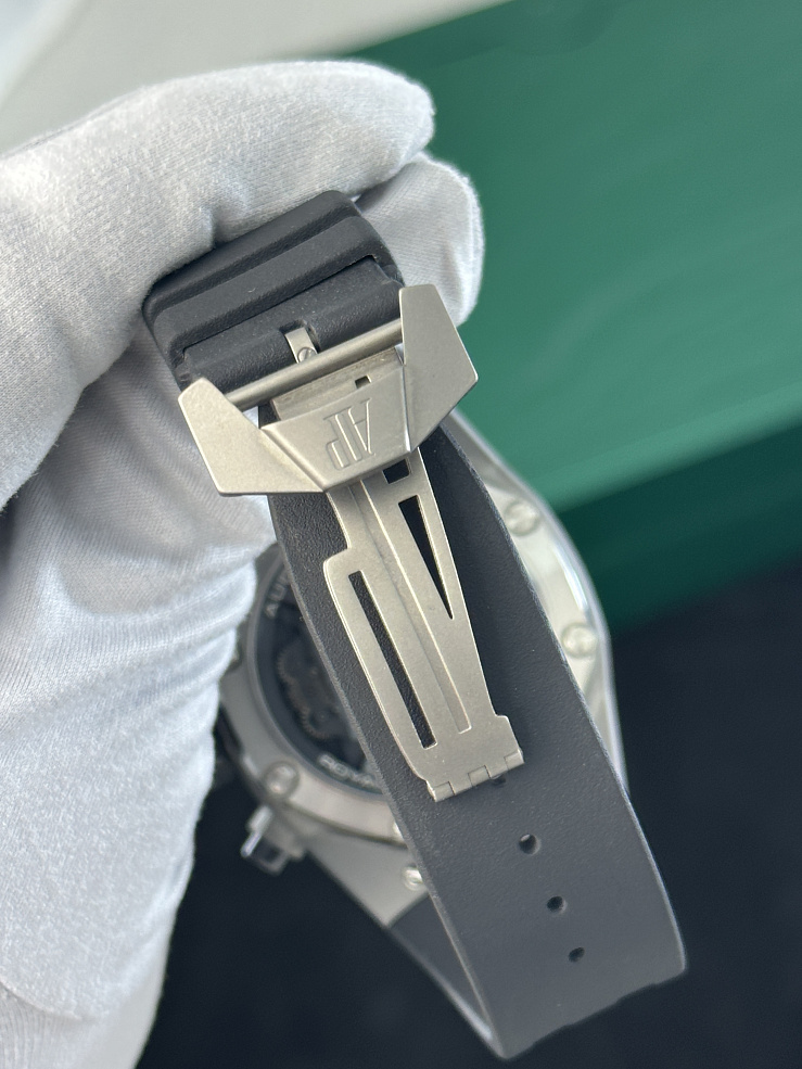 Royal Oak Concept GMT Tourbillon 44 mm