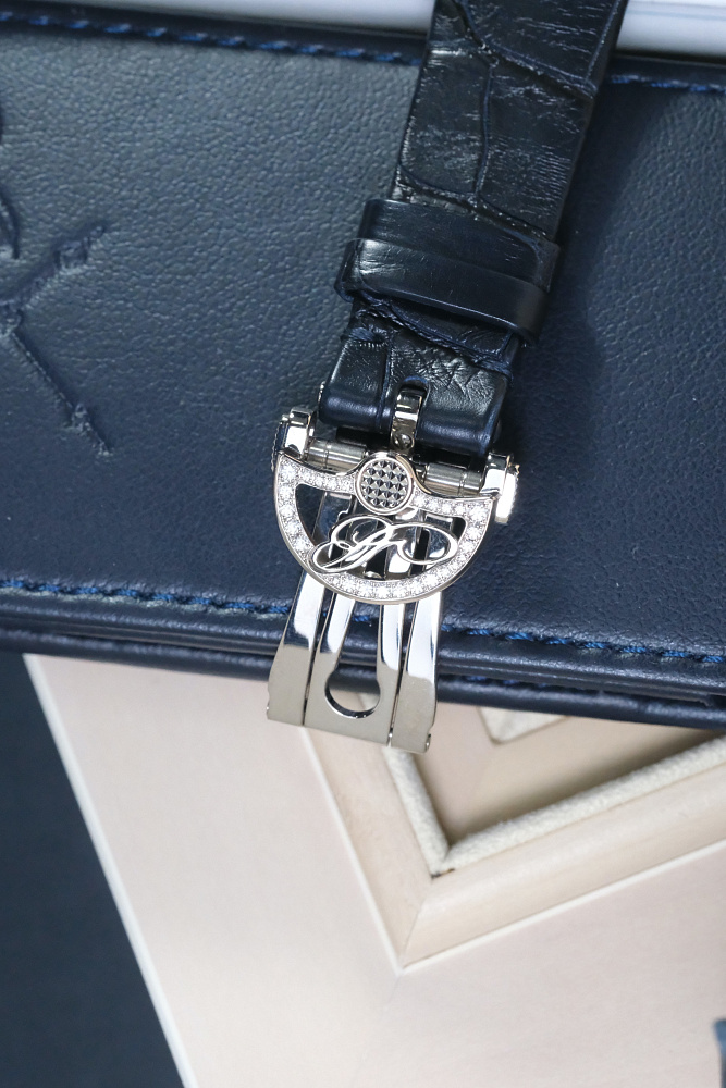 Reine De Naples Tourbillon Jour/Nuit White Gold & Diamonds