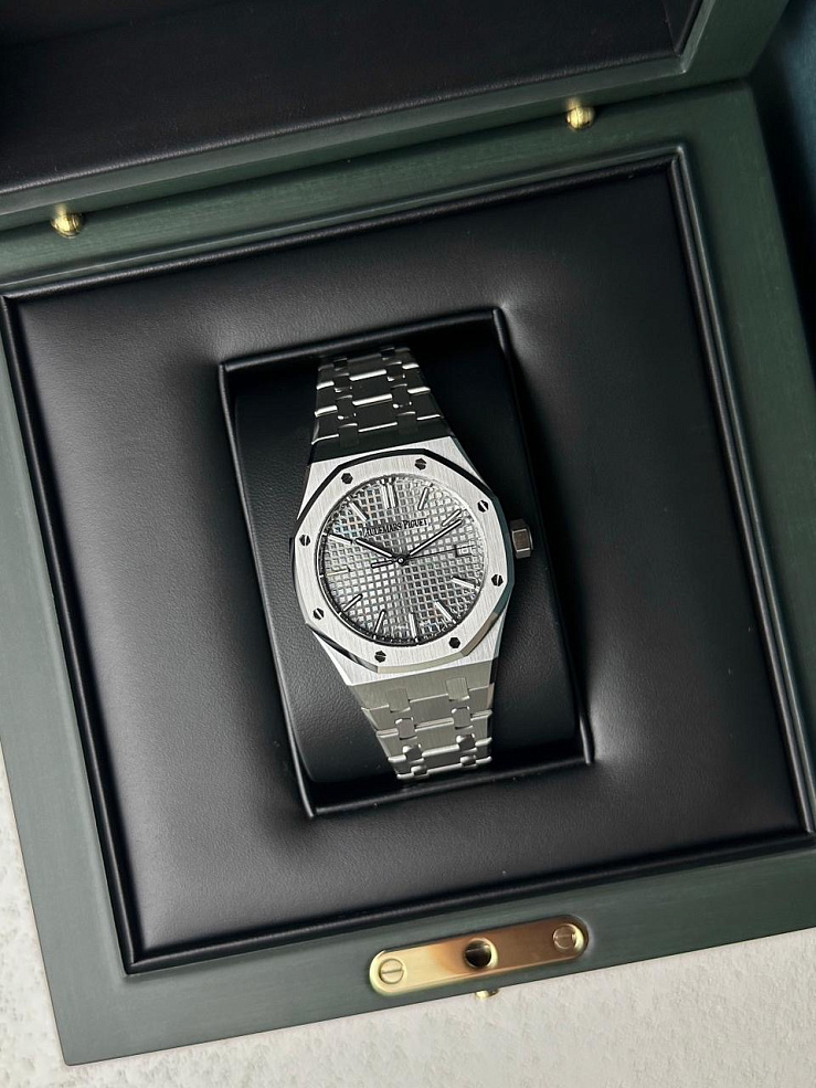 Royal Oak  37 mm Grey Dial