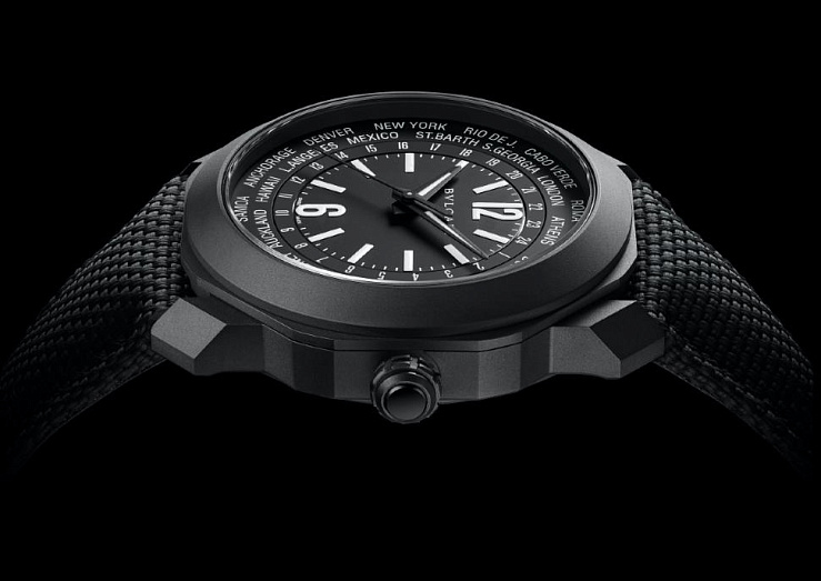 Octo Roma WorldTimer