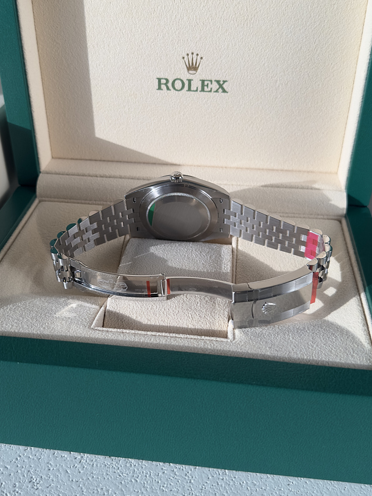 Datejust 41mm White Romain Dial Jubilee Bracelet