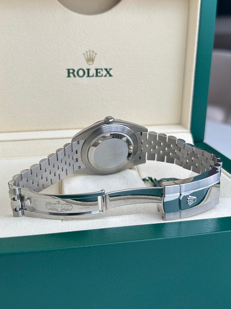 Datejust 41mm Steel & White gold Blue Dial Jubilee bracelet
