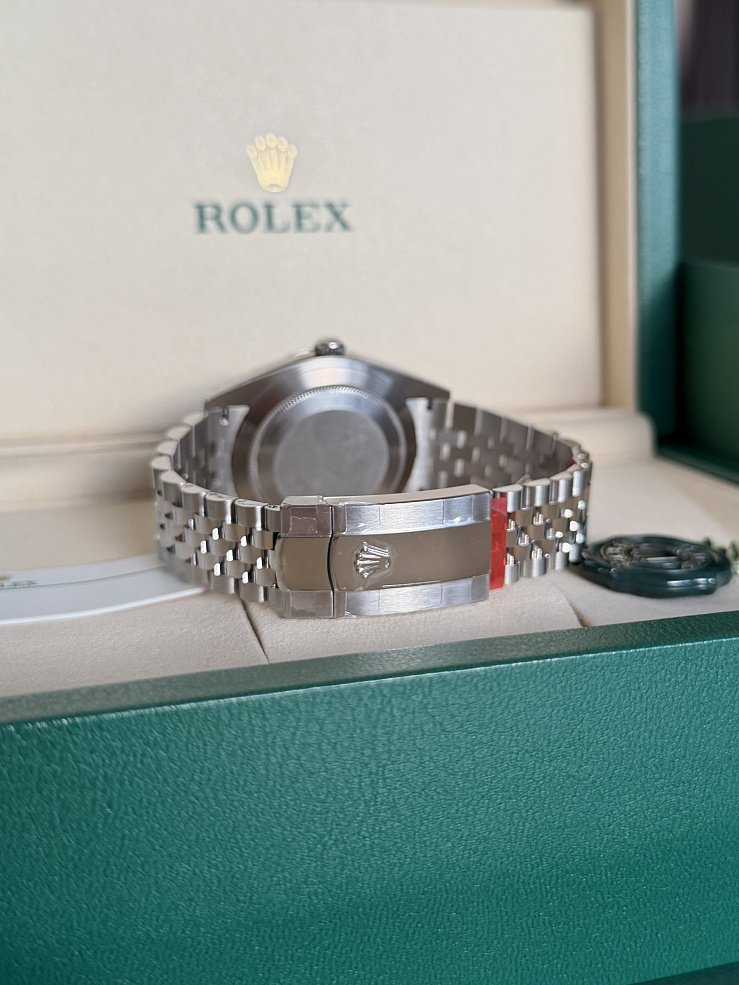 Datejust 41mm Steel Blue Dial Jubilee Bracelet