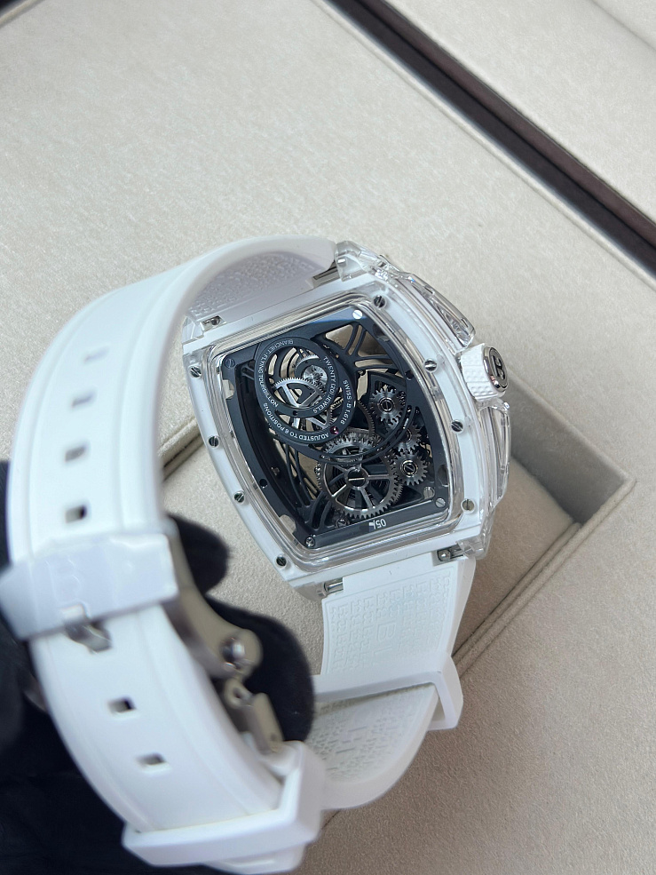 Flying Tourbillon Grande Date  Sapphire White