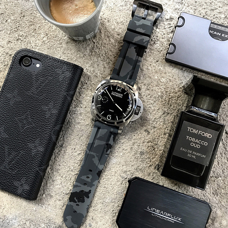 Panerai in stock in Dubai in Luxury watch boutique "WATCH LAB"