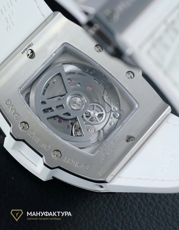 Spirit of Big Bang 39 Titanium Diamonds Paved White