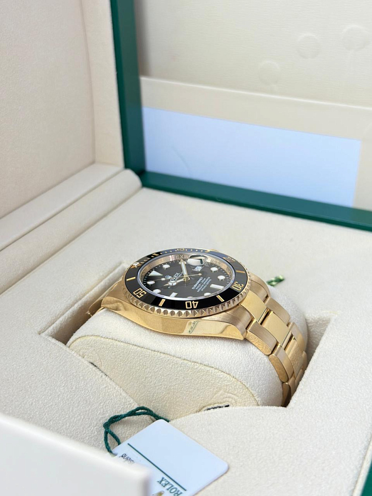 Submariner Date 41mm Yellow Gold Black
