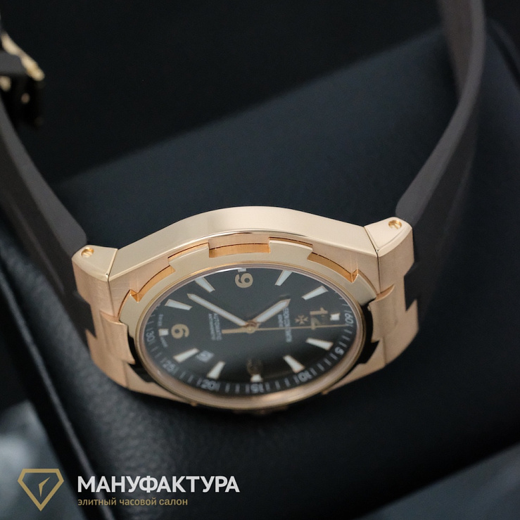 Overseas Automatic 42mm