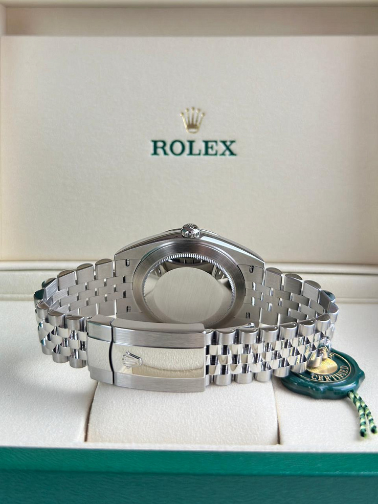 Datejust 41mm Steel & White Gold Mint Green Dial Jubilee bracelet