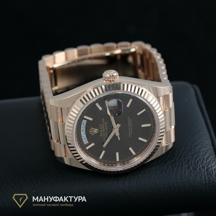 Day-Date Rose Gold Chocolate Dial 2021