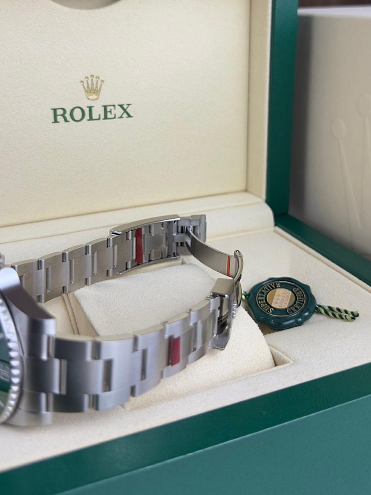 Submariner Date 40 mm Green Hulk