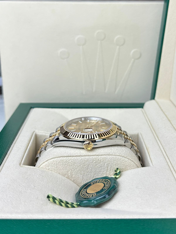 Datejust 41mm Steel & Yellow Gold Champagne dial Jubilee