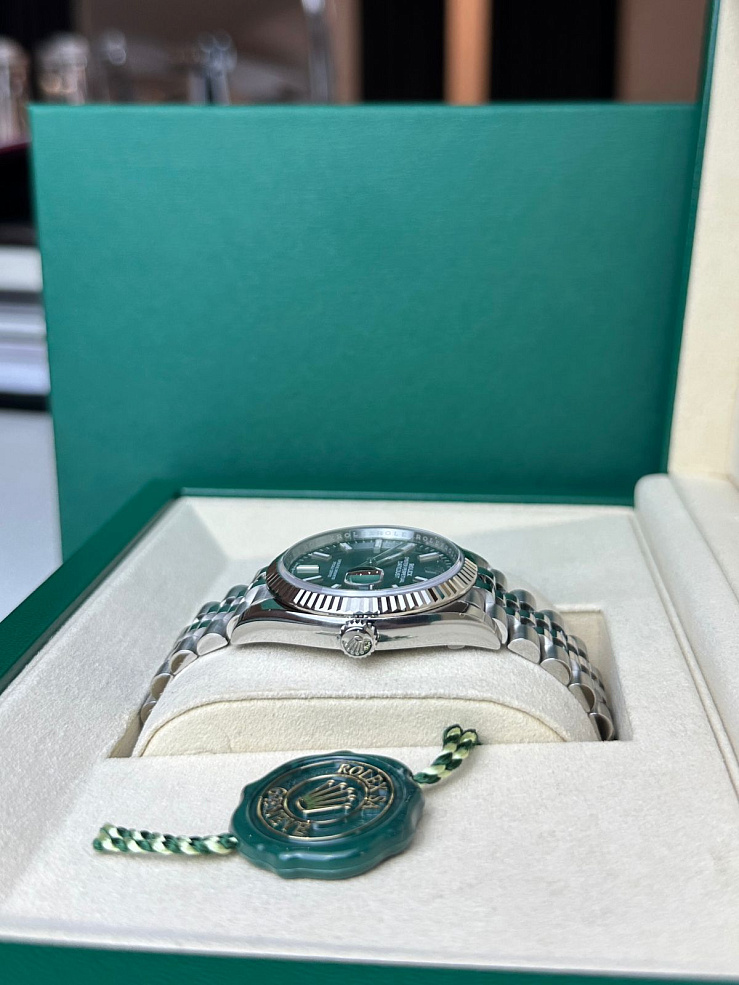 Datejust 36mm Steel & White Gold Mint Green Dial Jubilee Bracelet