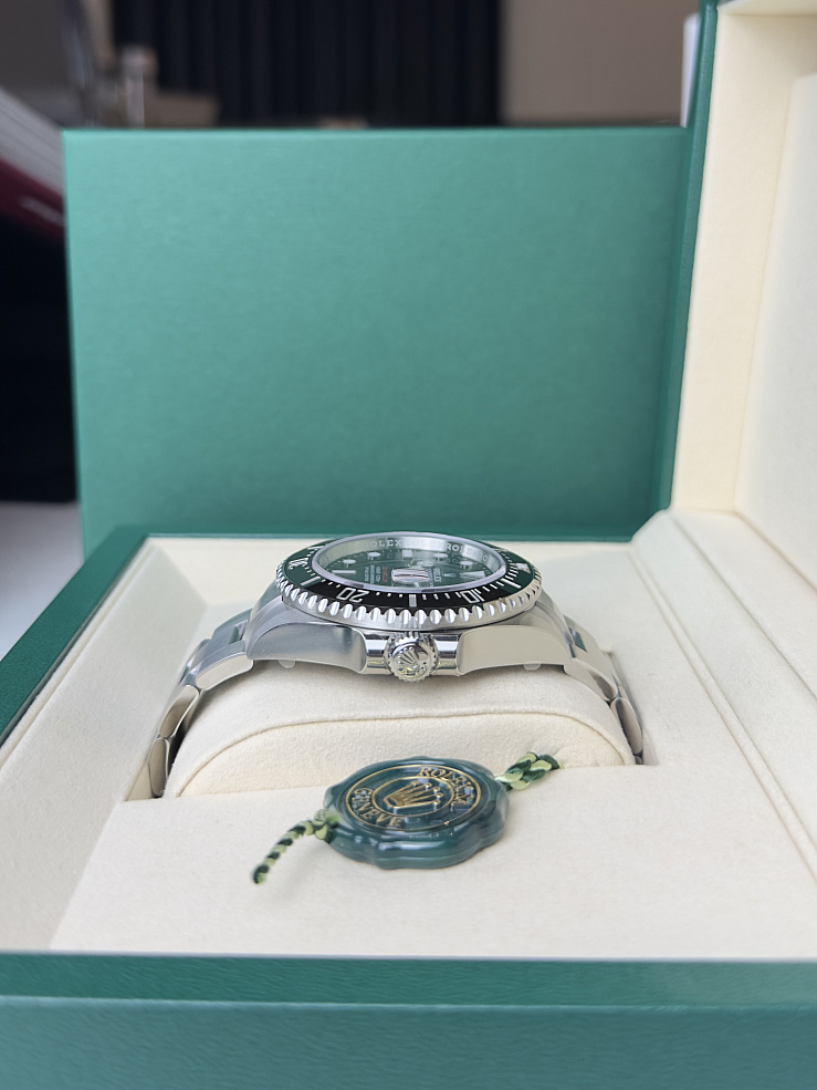 Sea-Dweller 43mm steel